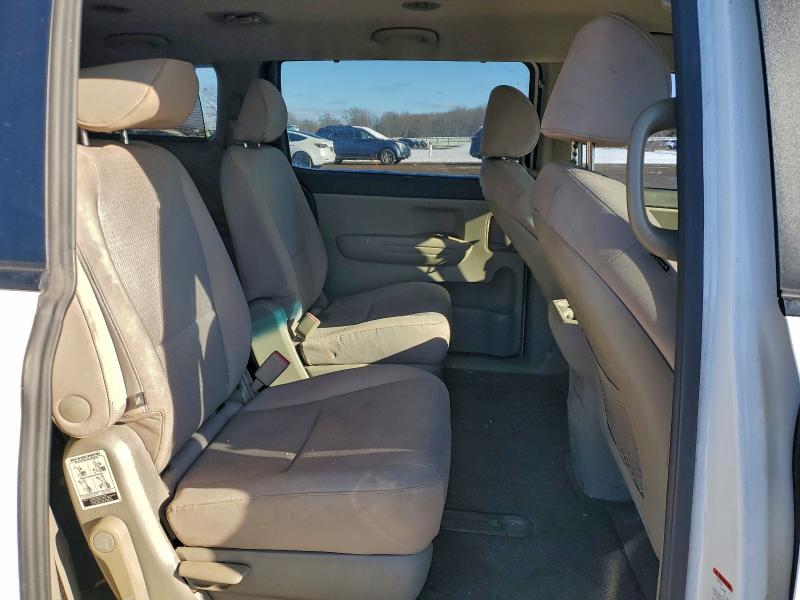 Photo 11 from auction – 2016 KIA SEDONA with VIN KNDMB5C18G6189808