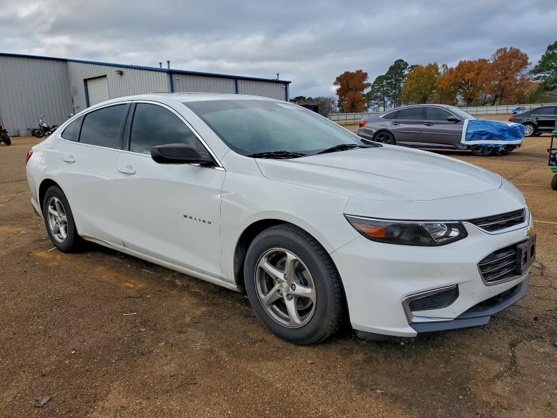 Photo 4 from auction – 2017 CHEVROLET MALIBU LS with VIN 1G1ZB5ST2HF260004