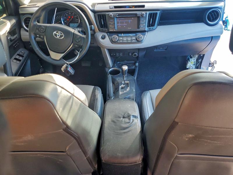 Photo 8 from auction – 2015 TOYOTA RAV4 LIMIT with VIN 2T3YFREV9FW212040