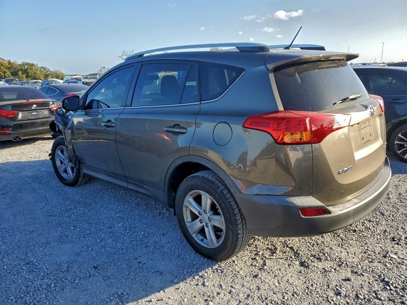 Photo 2 from auction – 2013 TOYOTA RAV4 XLE with VIN 2T3WFREV9DW066176