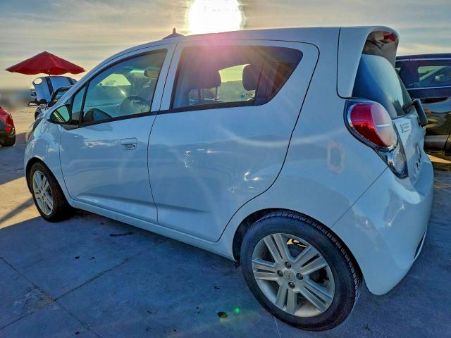 Photo 2 from auction – 2015 CHEVROLET SPARK 1LT with VIN KL8CD6S98FC791751