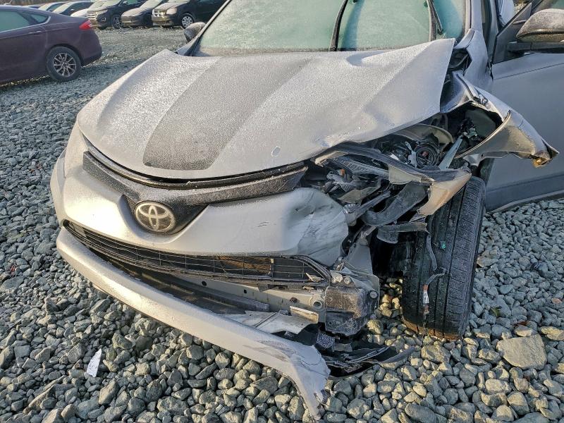Photo 12 from auction – 2018 TOYOTA RAV4 ADVEN with VIN 2T3RFREV0JW716165