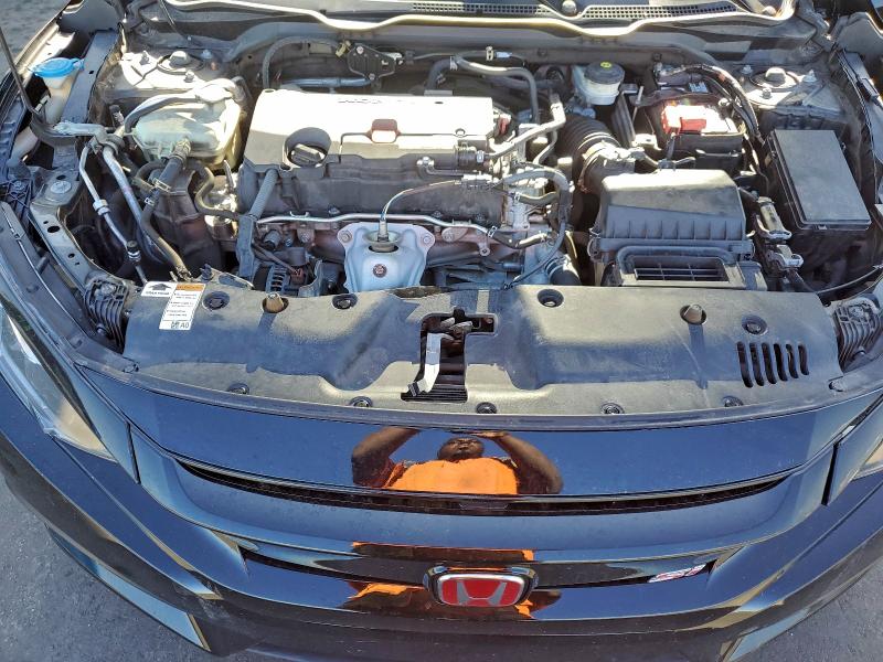 Photo 11 from auction – 2018 HONDA CIVIC EX with VIN 19XFC2F76JE030128