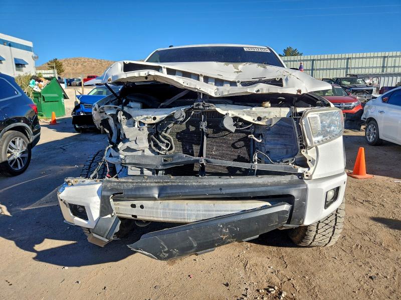 Photo 5 from auction – 2016 TOYOTA TUNDRA CRE with VIN 5TFDY5F18GX506202