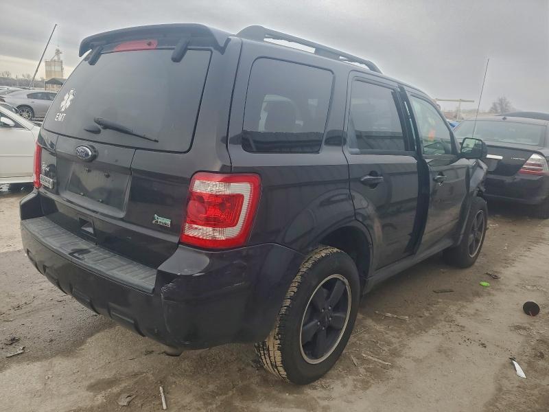 Photo 3 from auction – 2011 FORD ESCAPE XLT with VIN 1FMCU9DG1BKC37922