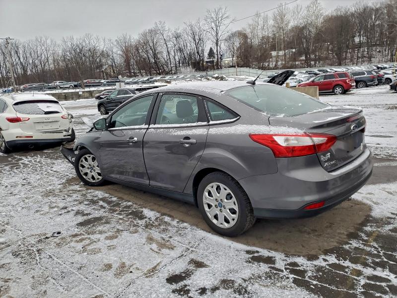 Photo 2 from auction – 2012 FORD FOCUS SE with VIN 1FAHP3F24CL271760