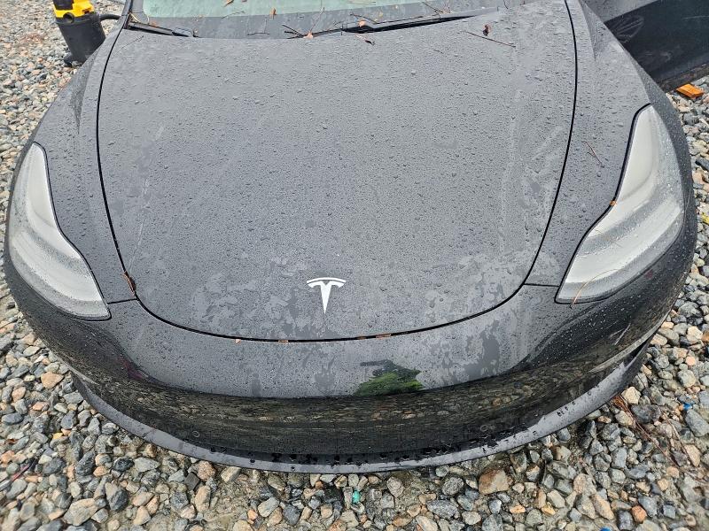 Photo 11 from auction – 2018 TESLA MODEL 3 with VIN 5YJ3E1EA2JF177917