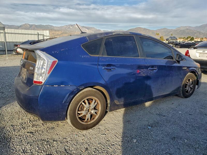 Photo 3 from auction – 2011 TOYOTA PRIUS with VIN JTDKN3DU4B0309322