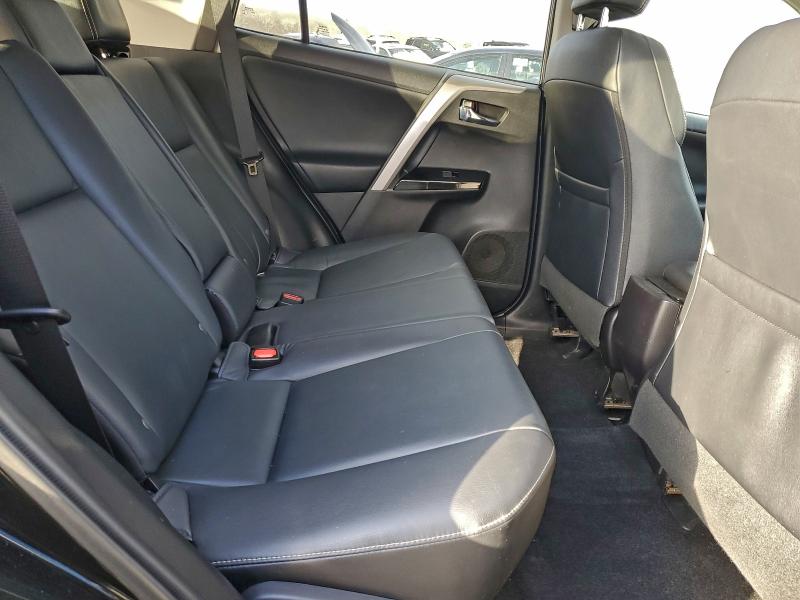 Photo 11 from auction – 2017 TOYOTA RAV4 LIMIT with VIN 2T3DFREV3HW601063