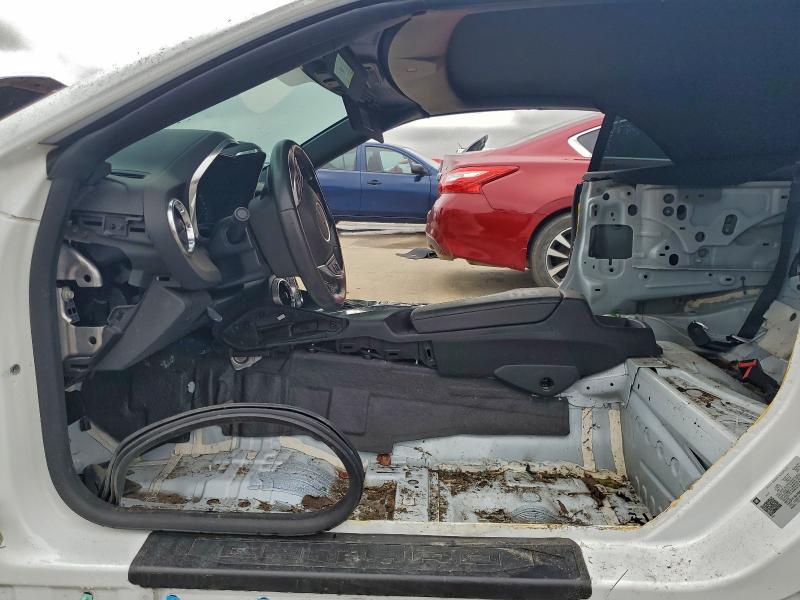 Photo 7 from auction – 2019 CHEVROLET CAMARO SS with VIN 1G1FF3D79K0158303