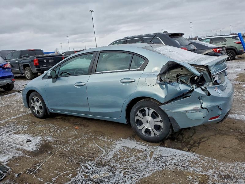 Photo 2 from auction – 2013 HONDA CIVIC HYBR with VIN 19XFB4F2XDE004073