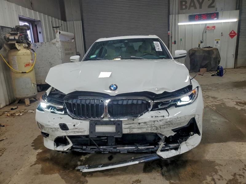 Photo 5 from auction – 2021 BMW 330XI with VIN 3MW5R7J01M8B85347