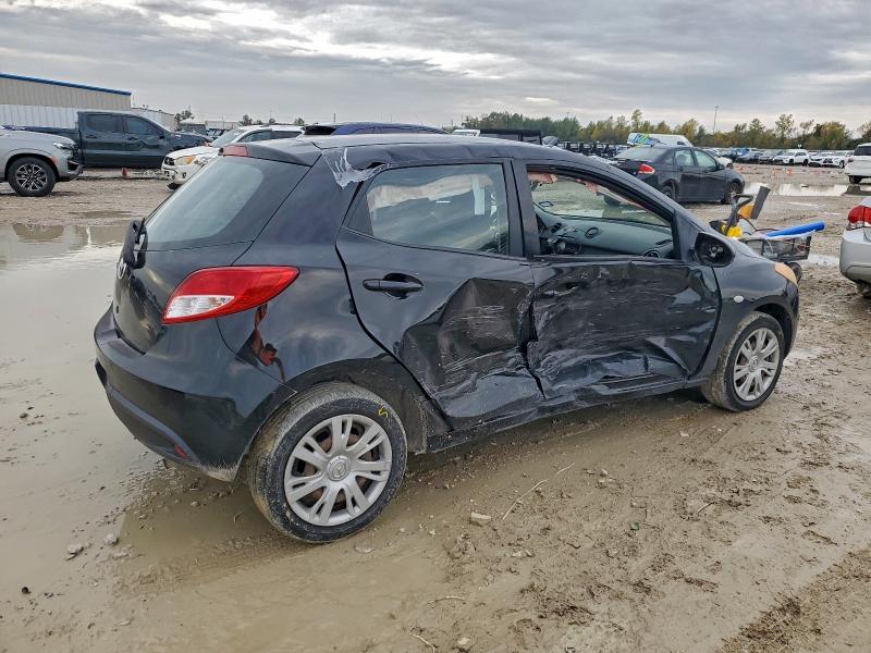Photo 3 from auction – 2013 MAZDA MAZDA2 with VIN JM1DE1KY4D0167527