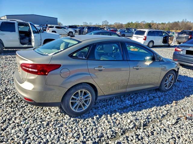 Photo 3 from auction – 2016 FORD FOCUS SE with VIN 1FADP3F2XGL232594