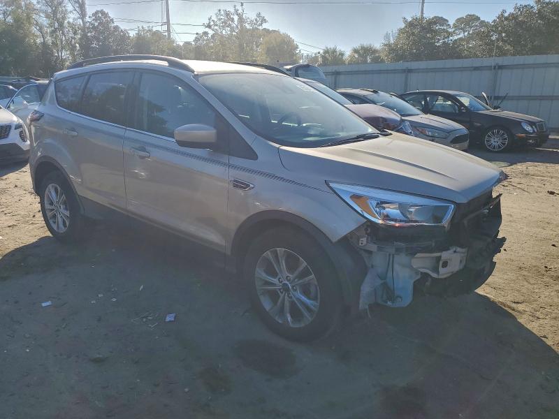 Photo 4 from auction – 2018 FORD ESCAPE SE with VIN 1FMCU0GD3JUB82289
