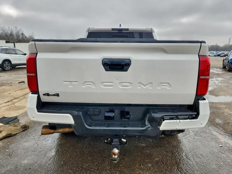 Photo 6 from auction – 2024 TOYOTA TACOMA DOU with VIN 3TMLB5JN8RM002829