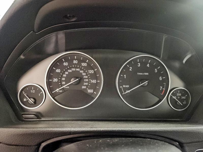 Photo 9 from auction – 2015 BMW 328 XI with VIN WBA3B3G59FNR85420