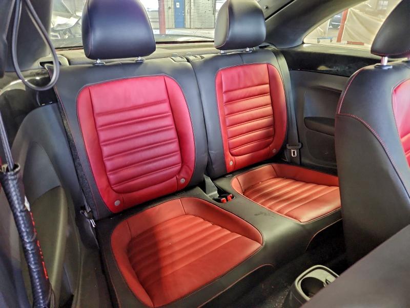 Photo 10 from auction – 2012 VOLKSWAGEN BEETLE TUR with VIN 3VWVA7ATXCM638226