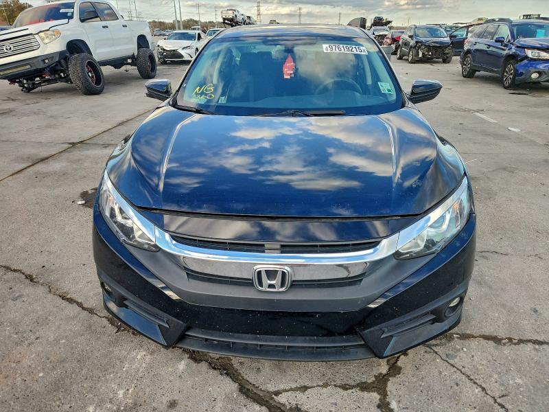 Photo 5 from auction – 2018 HONDA CIVIC with VIN JHMFC1F39JX010767