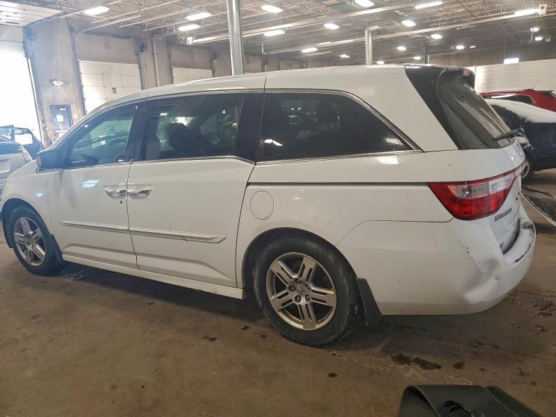 Photo 2 from auction – 2011 HONDA ODYSSEY TO with VIN 5FNRL5H90BB010000