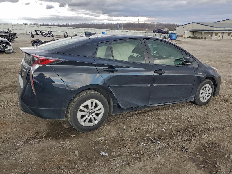 Photo 3 from auction – 2016 TOYOTA PRIUS with VIN JTDKBRFU6G3500318