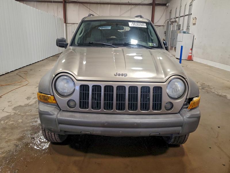 Photo 5 from auction – 2007 JEEP LIBERTY SP with VIN 1J4GL48K77W628318