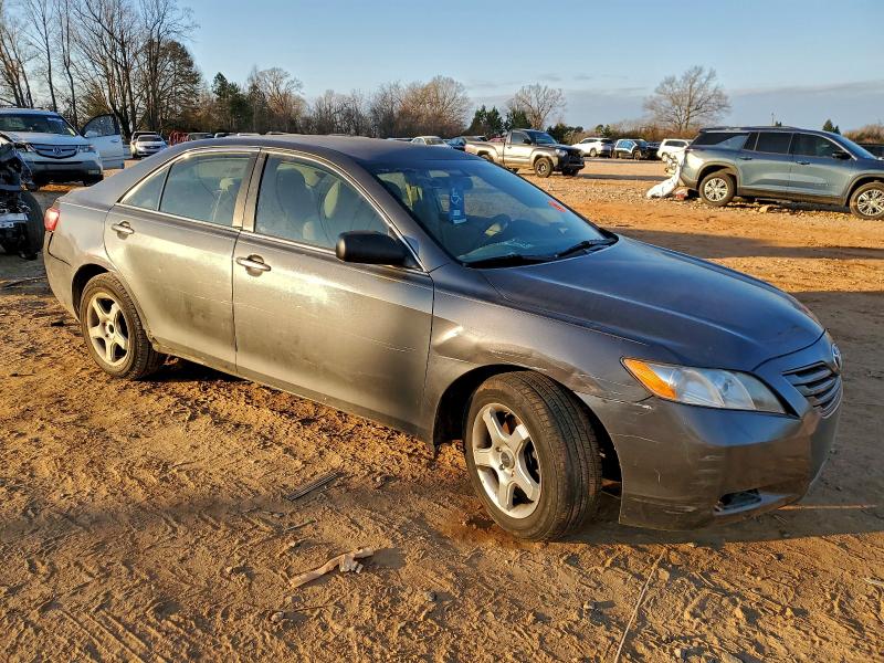 Photo 4 from auction – 2007 TOYOTA CAMRY with VIN 4T1BE46K07U064709