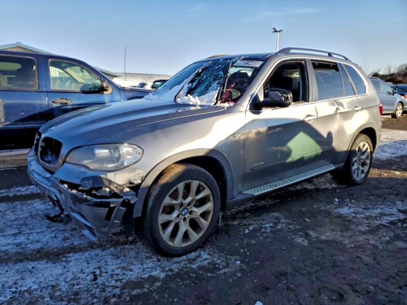 BMW X5 XDRIVE3 2013 with VIN 5UXZV4C59D0B15534 - Photo from auction