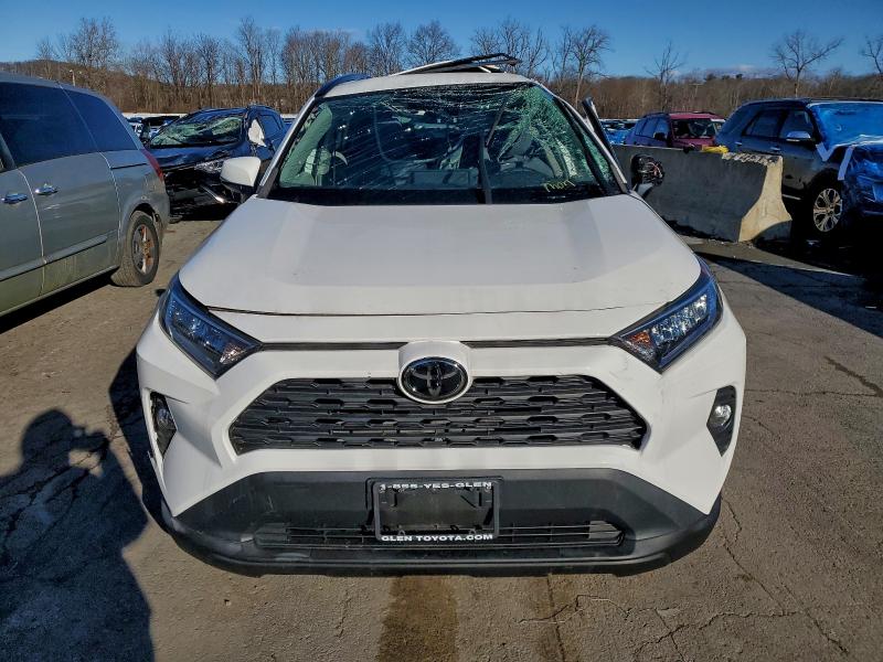 Photo 5 from auction – 2021 TOYOTA RAV4 XLE with VIN 2T3P1RFV0MC201385