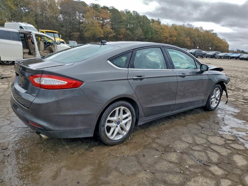 Photo 3 from auction – 2016 FORD FUSION SE with VIN 3FA6P0H74GR129429