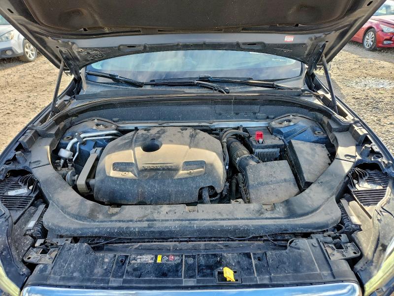 Photo 11 from auction – 2019 VOLVO XC60 T6 IN with VIN YV4A22RL1K1333907