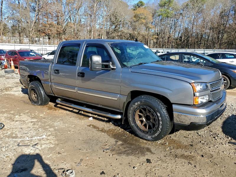 Photo 4 from auction – 2006 CHEVROLET SILVERADO with VIN 2GCEC13T661173396