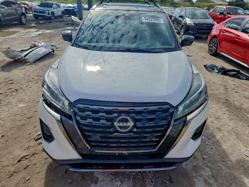 Photo 5 from auction – 2022 NISSAN KICKS SR with VIN 3N1CP5DV8NL481205
