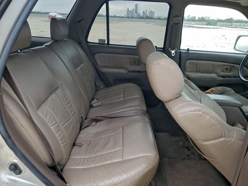 Photo 11 from auction – 2000 TOYOTA 4RUNNER SR with VIN JT3GN86R6Y0174028
