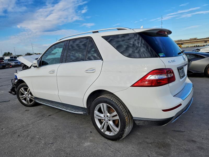 Photo 2 from auction – 2015 MERCEDES-BENZ ML 250 BLU with VIN 4JGDA0EB8FA470736