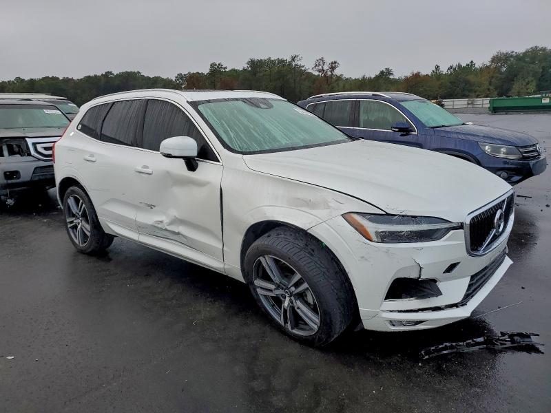 Photo 4 from auction – 2021 VOLVO XC60 T5 MO with VIN YV4102DK3M1880572
