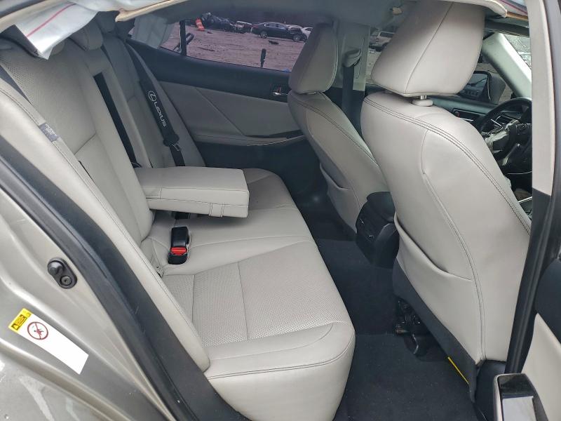 Photo 10 from auction – 2016 LEXUS IS 200T with VIN JTHBA1D26G5023348