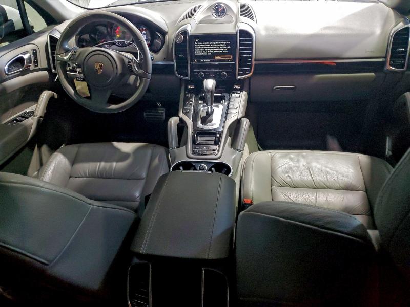 Photo 8 from auction – 2012 PORSCHE CAYENNE S with VIN WP1AE2A23CLA92837