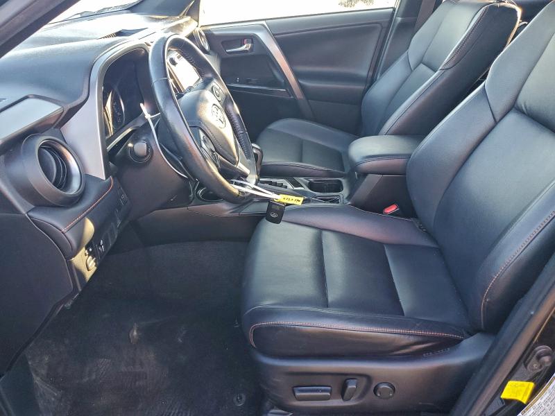 Photo 7 from auction – 2016 TOYOTA RAV4 SE with VIN JTMJFREV7GD183282