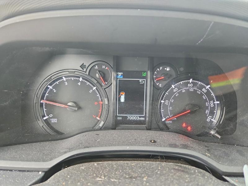 Photo 9 from auction – 2022 TOYOTA 4RUNNER SR with VIN JTEEU5JR7N5263984