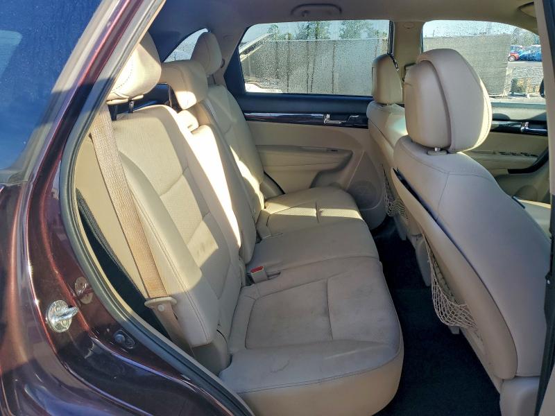 Photo 11 from auction – 2012 KIA SORENTO BA with VIN 5XYKT3A18CG194672