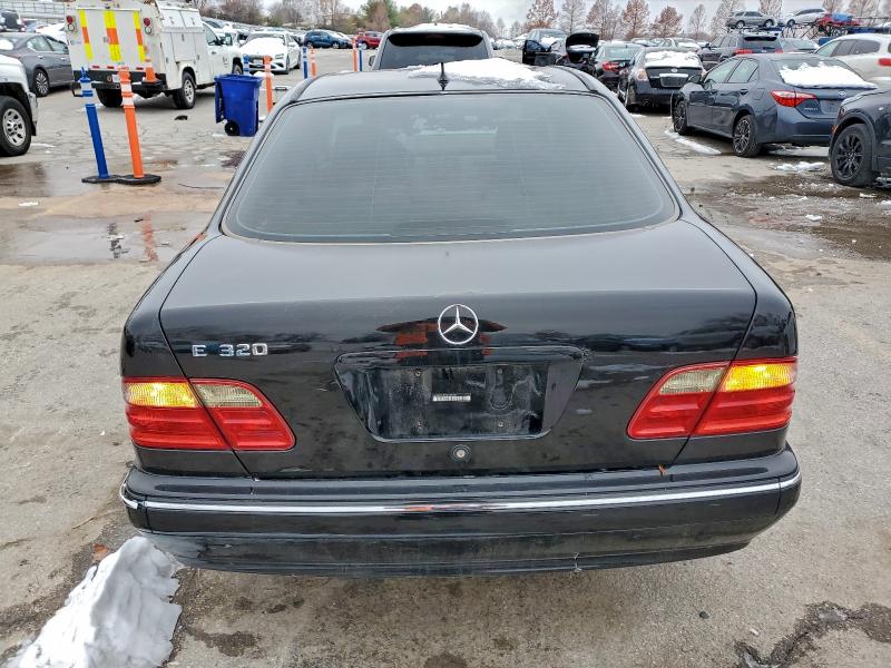 Photo 6 from auction – 2000 MERCEDES-BENZ E 320 with VIN WDBJF65J3YA979167