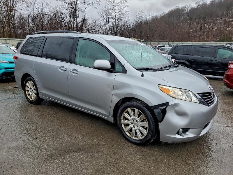 Photo 4 from auction – 2012 TOYOTA SIENNA LE with VIN 5TDJK3DC5CS046896