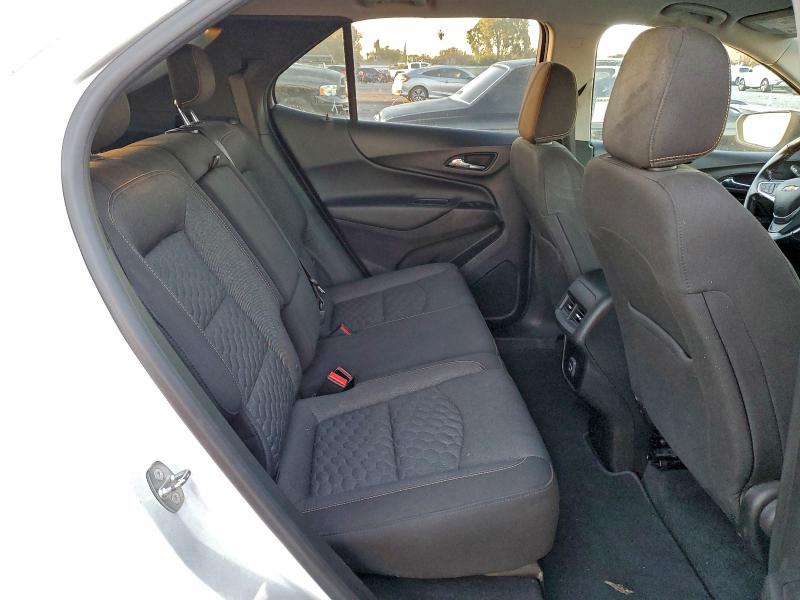 Photo 11 from auction – 2019 CHEVROLET EQUINOX LT with VIN 2GNAXKEV0K6232860