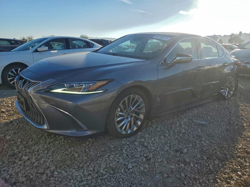 Photo 1 from auction – 2021 LEXUS ES 300H LU with VIN 58AEA1C10MU008616