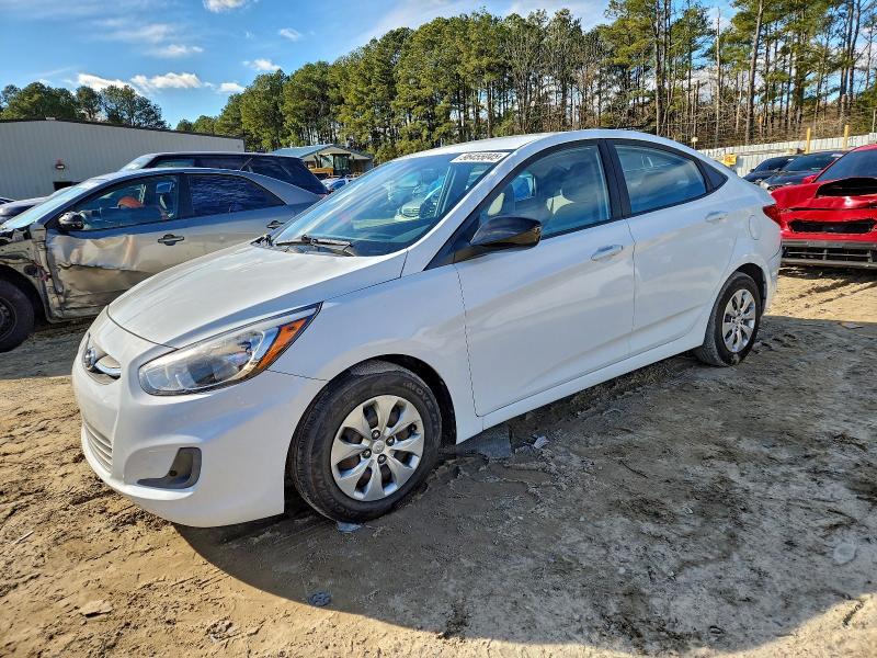 HYUNDAI ACCENT SE 2017 with VIN KMHCT4AE3HU271284 - Photo from auction
