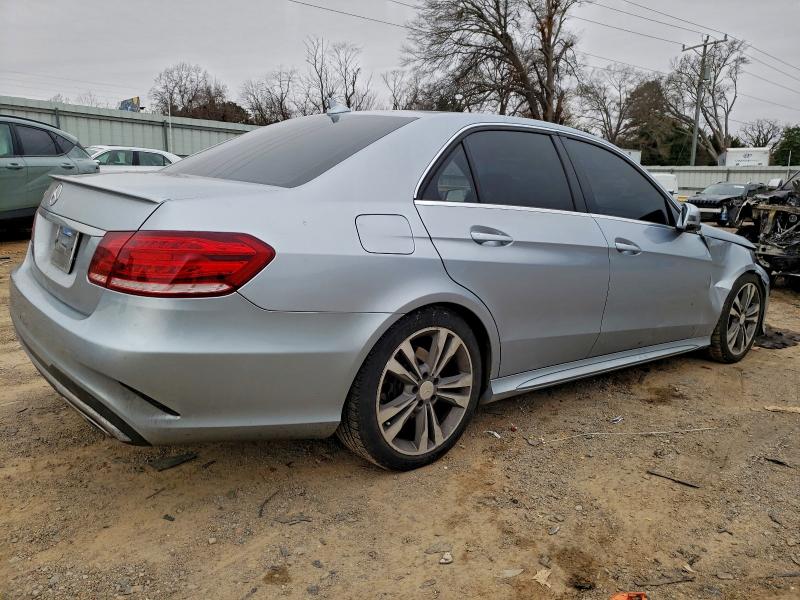 Photo 3 from auction – 2014 MERCEDES-BENZ E 350 with VIN WDDHF5KB8EA803093