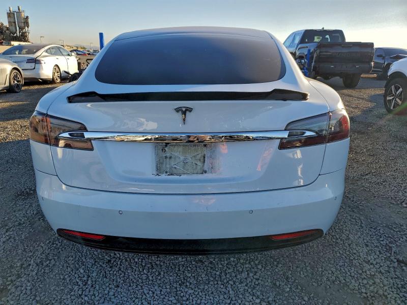 Photo 6 from auction – 2018 TESLA MODEL S with VIN 5YJSA1E28JF281800