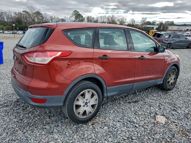 Photo 3 from auction – 2014 FORD ESCAPE S with VIN 1FMCU0F74EUD14249