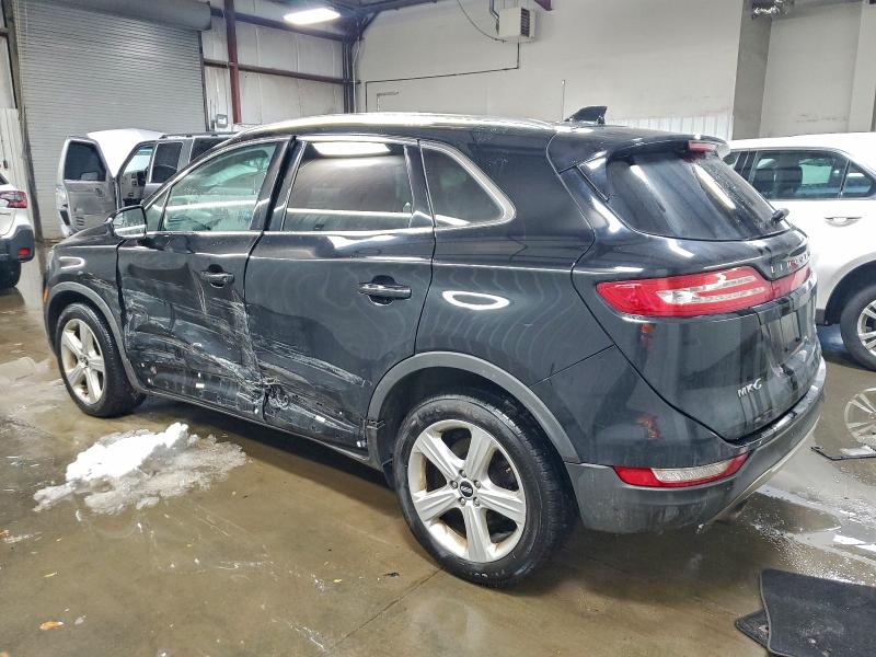Photo 2 from auction – 2016 LINCOLN MKC PREMIE with VIN 5LMCJ1C99GUJ08400